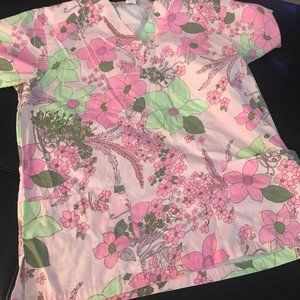 Salus Scrub top size small